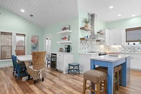 The Gruene Escape At Royal Sands